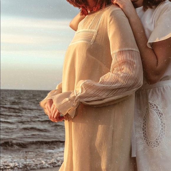 Cream Colored Lightweight Sheer Lace Detail Dress - Picture 6 of 7